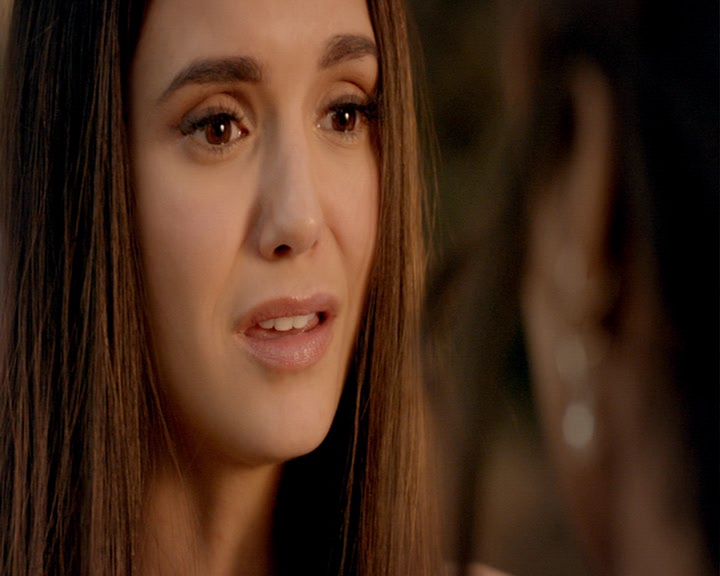 VampireDiaries-dot-nl_VampireDiaries-8x16IWasFeelingEpic0089.jpg