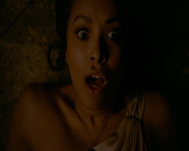 VampireDiaries-dot-nl_VampireDiaries-8x16IWasFeelingEpic0118.jpg
