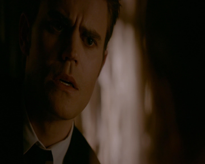 VampireDiaries-dot-nl_VampireDiaries-8x16IWasFeelingEpic0135.jpg