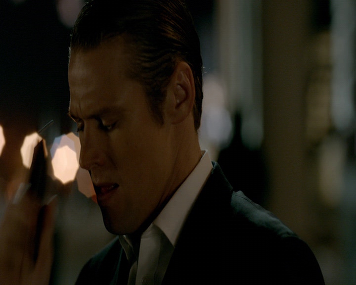 VampireDiaries-dot-nl_VampireDiaries-8x16IWasFeelingEpic0269.jpg