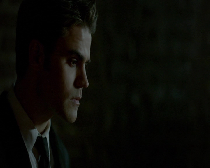 VampireDiaries-dot-nl_VampireDiaries-8x16IWasFeelingEpic0512.jpg