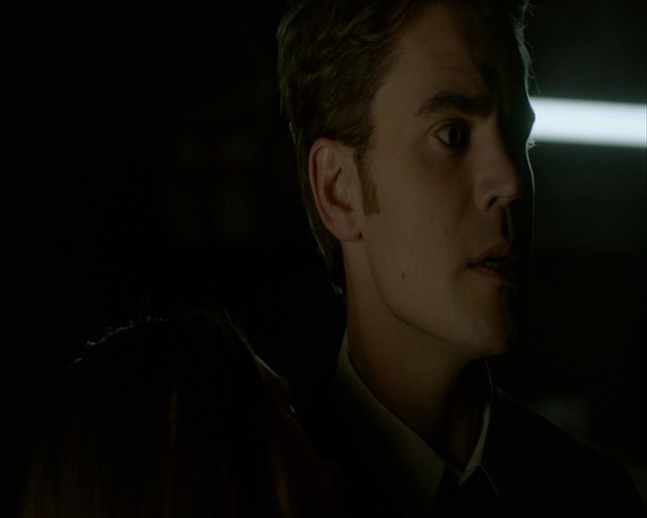 VampireDiaries-dot-nl_VampireDiaries-8x16IWasFeelingEpic0537.jpg