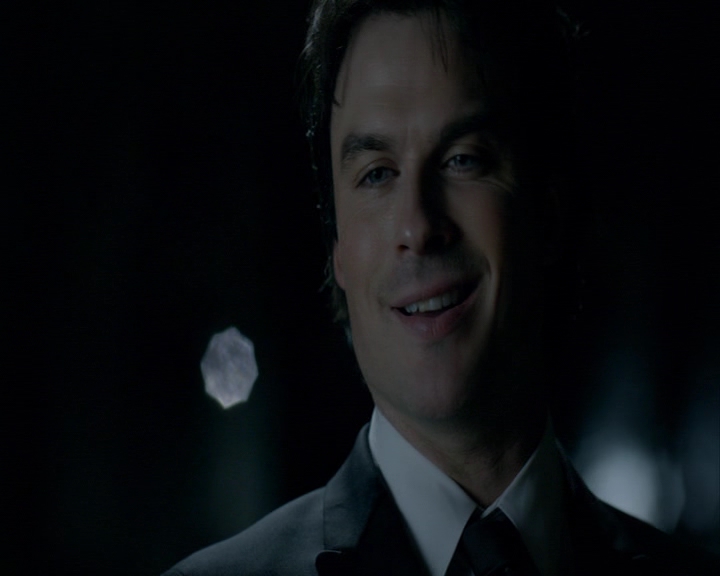 VampireDiaries-dot-nl_VampireDiaries-8x16IWasFeelingEpic0627.jpg