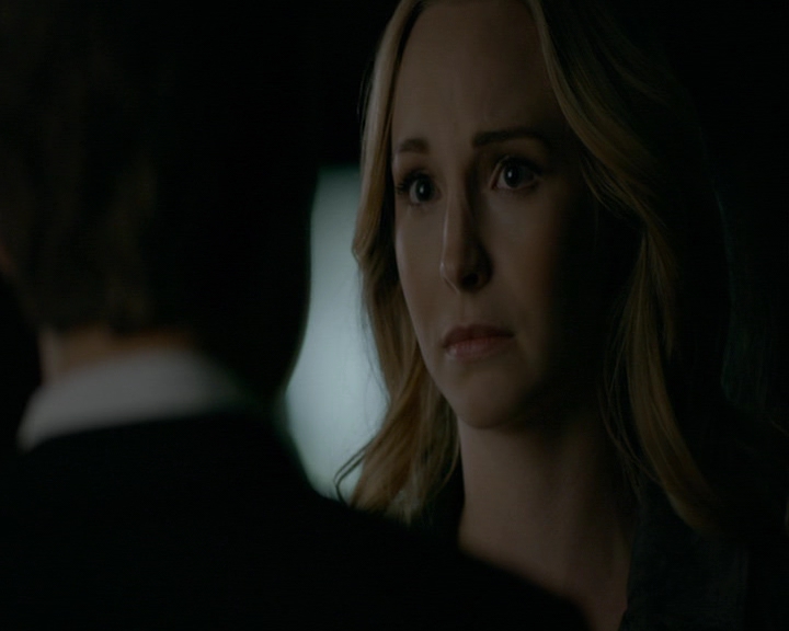 VampireDiaries-dot-nl_VampireDiaries-8x16IWasFeelingEpic0674.jpg