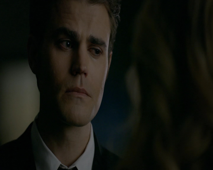 VampireDiaries-dot-nl_VampireDiaries-8x16IWasFeelingEpic0683.jpg
