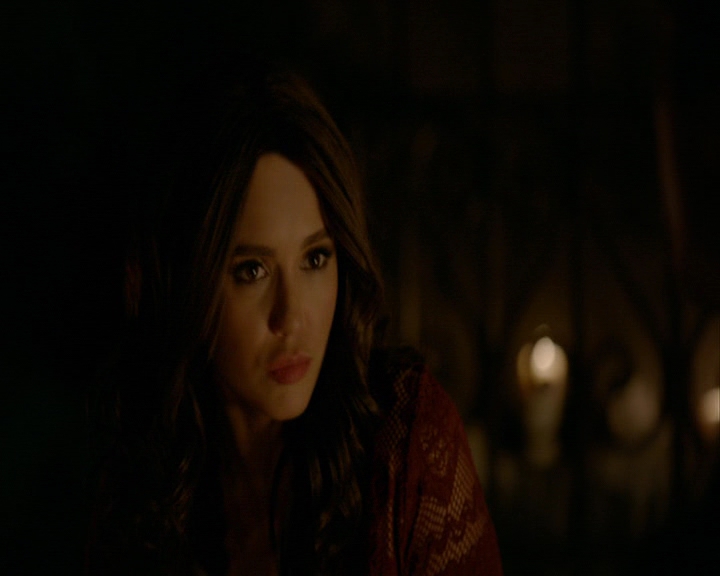 VampireDiaries-dot-nl_VampireDiaries-8x16IWasFeelingEpic0933.jpg
