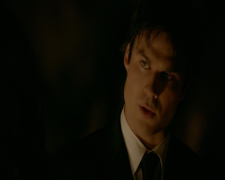 VampireDiaries-dot-nl_VampireDiaries-8x16IWasFeelingEpic0985.jpg