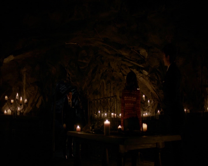VampireDiaries-dot-nl_VampireDiaries-8x16IWasFeelingEpic0999.jpg
