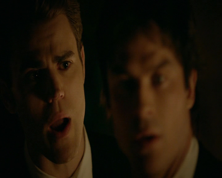 VampireDiaries-dot-nl_VampireDiaries-8x16IWasFeelingEpic1055.jpg