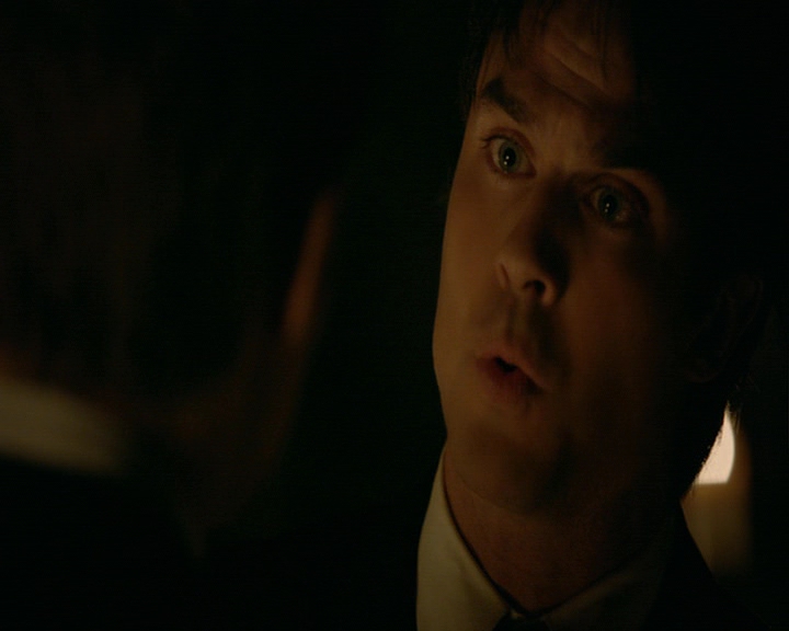 VampireDiaries-dot-nl_VampireDiaries-8x16IWasFeelingEpic1070.jpg
