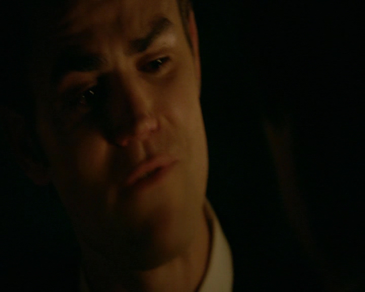 VampireDiaries-dot-nl_VampireDiaries-8x16IWasFeelingEpic1084.jpg