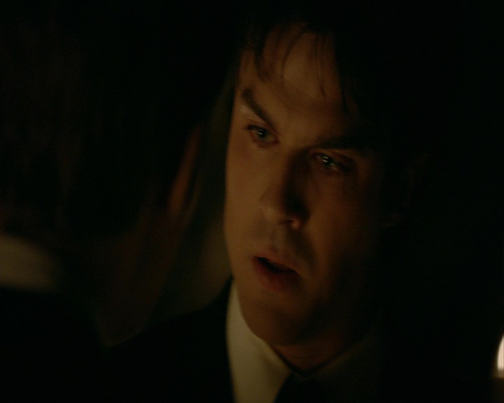 VampireDiaries-dot-nl_VampireDiaries-8x16IWasFeelingEpic1095.jpg