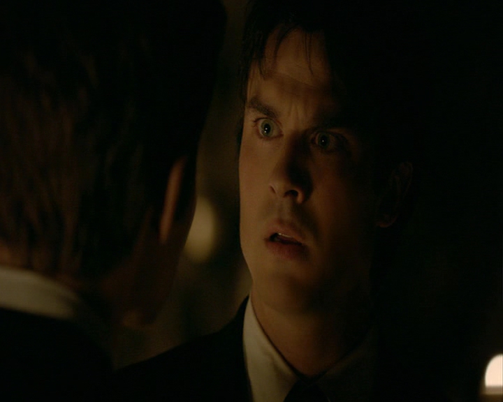 VampireDiaries-dot-nl_VampireDiaries-8x16IWasFeelingEpic1100.jpg