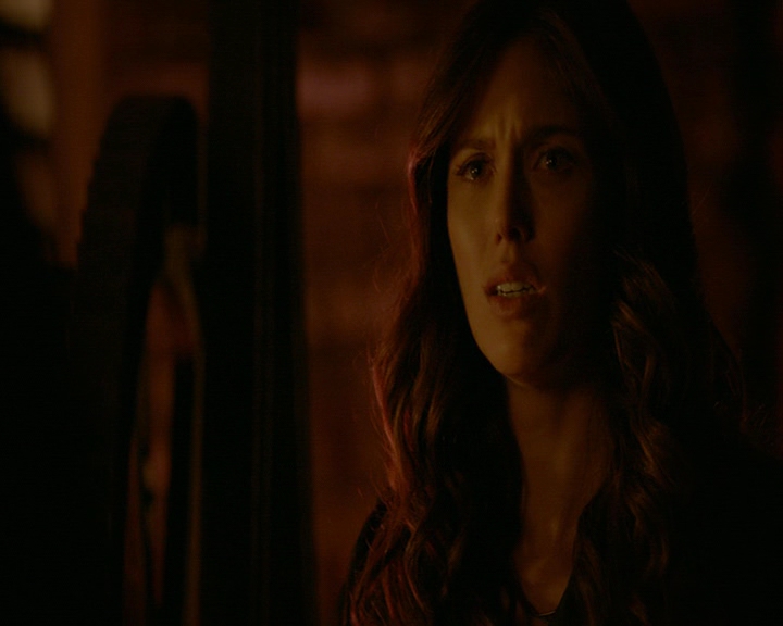 VampireDiaries-dot-nl_VampireDiaries-8x16IWasFeelingEpic1206.jpg