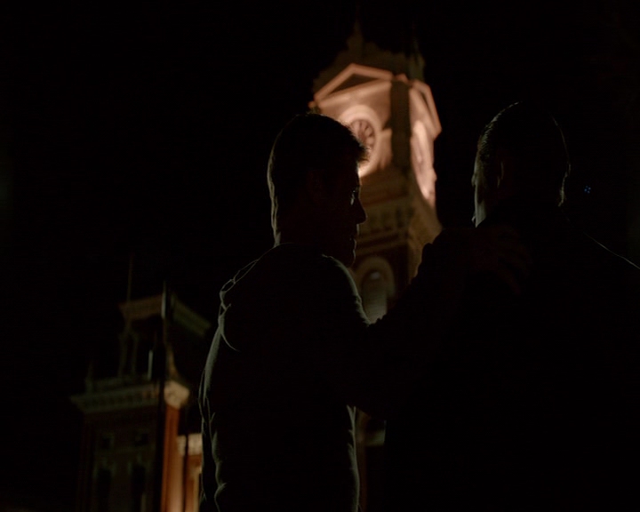 VampireDiaries-dot-nl_VampireDiaries-8x16IWasFeelingEpic1383.jpg
