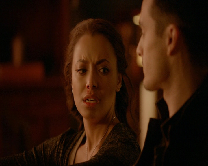 VampireDiaries-dot-nl_VampireDiaries-8x16IWasFeelingEpic1484.jpg