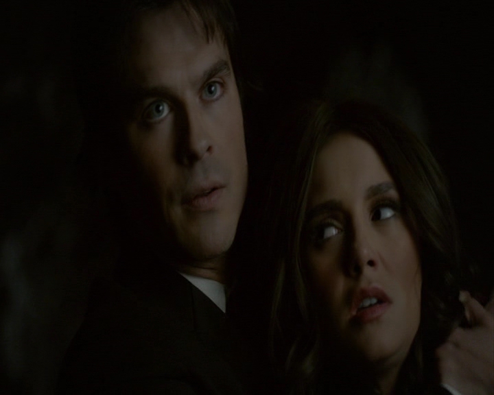VampireDiaries-dot-nl_VampireDiaries-8x16IWasFeelingEpic1672.jpg