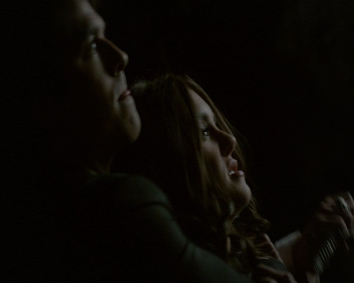 VampireDiaries-dot-nl_VampireDiaries-8x16IWasFeelingEpic1674.jpg