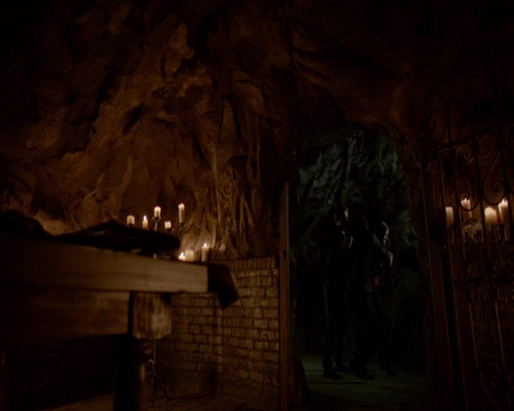 VampireDiaries-dot-nl_VampireDiaries-8x16IWasFeelingEpic1680.jpg