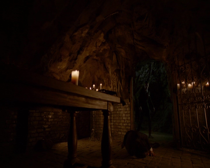 VampireDiaries-dot-nl_VampireDiaries-8x16IWasFeelingEpic1690.jpg