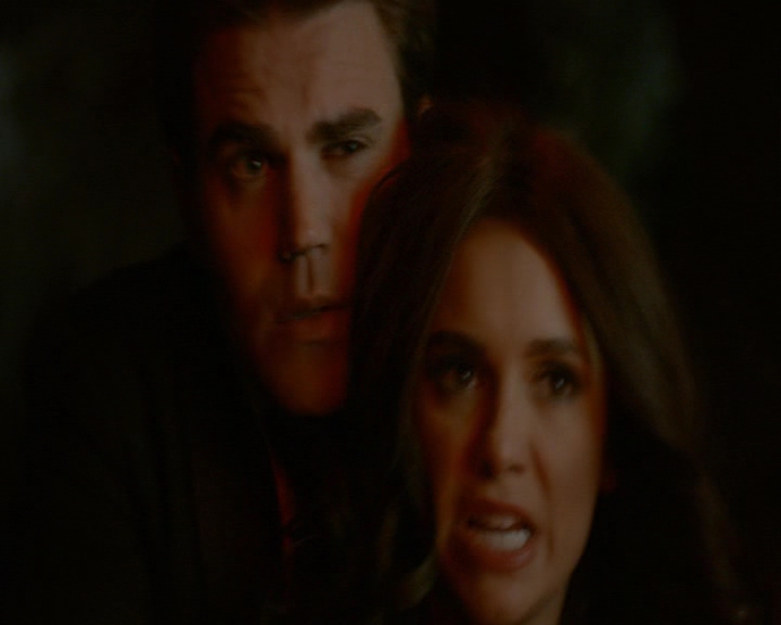 VampireDiaries-dot-nl_VampireDiaries-8x16IWasFeelingEpic1716.jpg