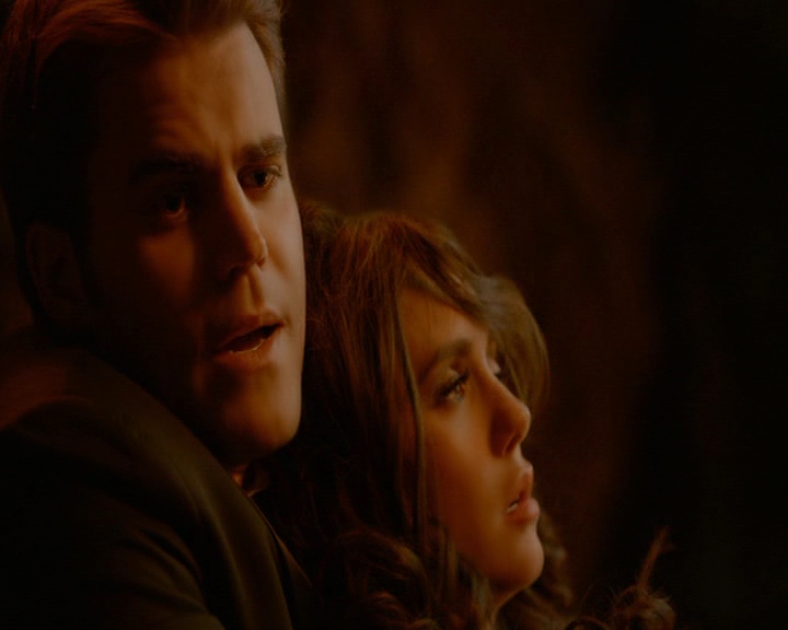 VampireDiaries-dot-nl_VampireDiaries-8x16IWasFeelingEpic1725.jpg