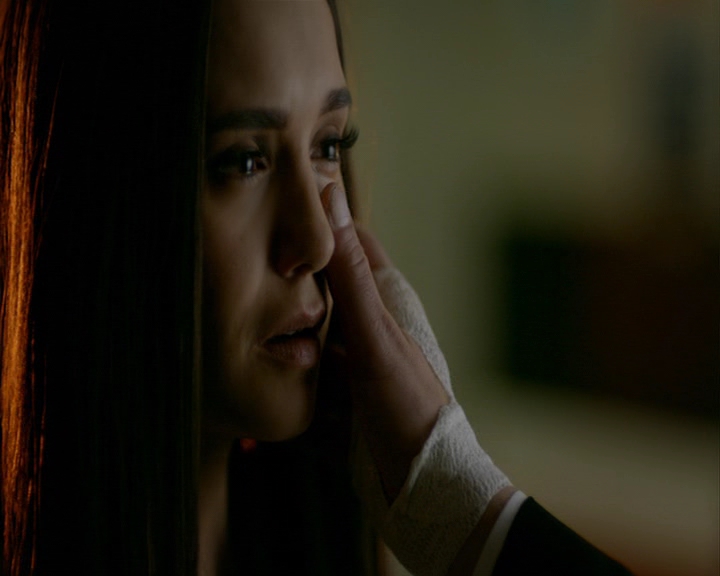 VampireDiaries-dot-nl_VampireDiaries-8x16IWasFeelingEpic1766.jpg