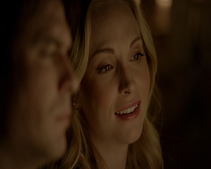 VampireDiaries-dot-nl_VampireDiaries-8x16IWasFeelingEpic1967.jpg
