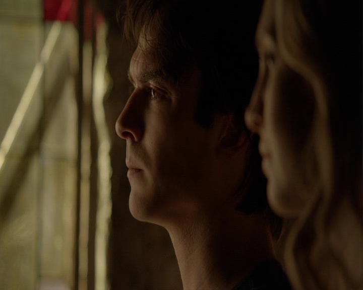VampireDiaries-dot-nl_VampireDiaries-8x16IWasFeelingEpic1972.jpg
