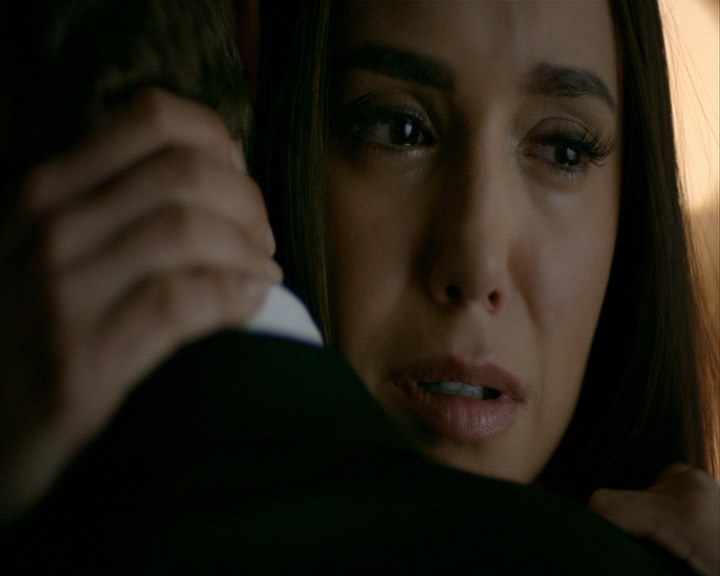 VampireDiaries-dot-nl_VampireDiaries-8x16IWasFeelingEpic2052.jpg