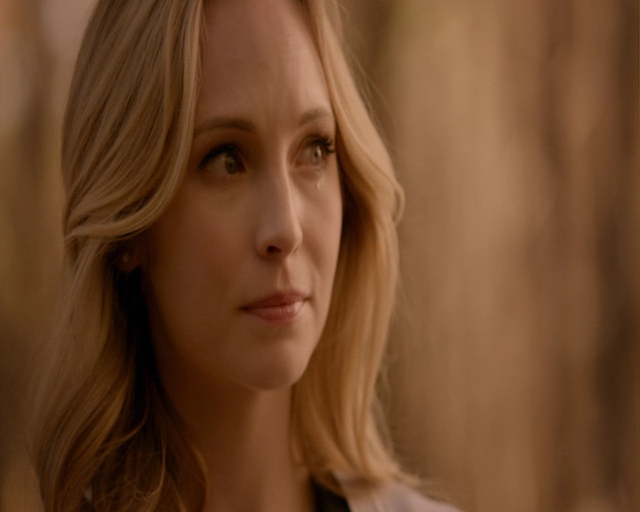 VampireDiaries-dot-nl_VampireDiaries-8x16IWasFeelingEpic2074.jpg