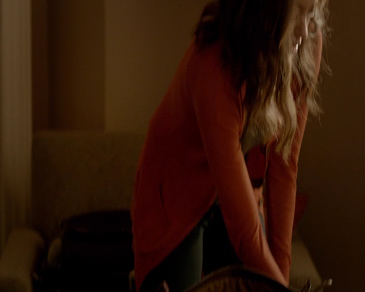 VampireDiaries-dot-nl_VampireDiaries-8x16IWasFeelingEpic2120.jpg