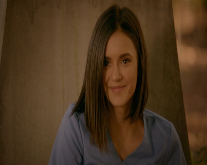 VampireDiaries-dot-nl_VampireDiaries-8x16IWasFeelingEpic2287.jpg