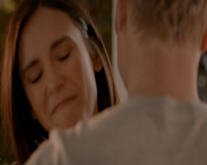 VampireDiaries-dot-nl_VampireDiaries-8x16IWasFeelingEpic2347.jpg