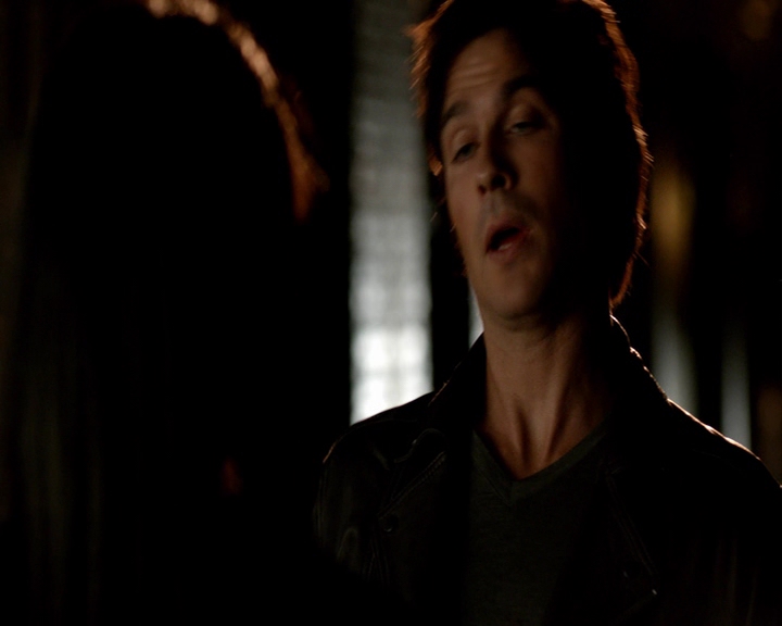VampireDiaries-dot-nl_VampireDiaries-8x04AnEternityOfMisery-deletedscenes0016.jpg