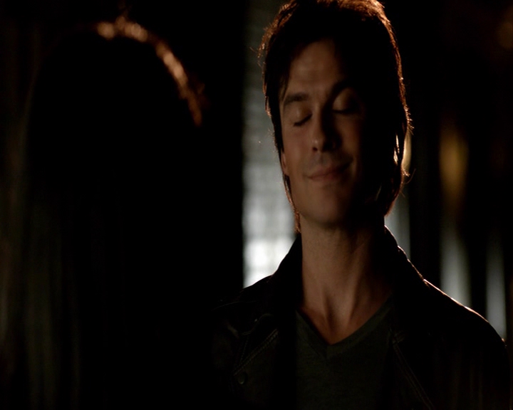 VampireDiaries-dot-nl_VampireDiaries-8x04AnEternityOfMisery-deletedscenes0017.jpg