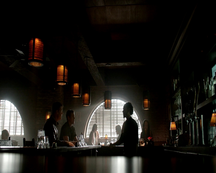 VampireDiaries-dot-nl_VampireDiaries-8x05ComingHomeWasAMistake-deletedscenes0014.jpg