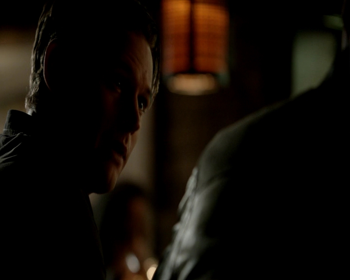 VampireDiaries-dot-nl_VampireDiaries-8x05ComingHomeWasAMistake-deletedscenes0019.jpg