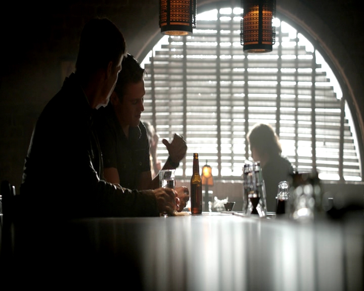 VampireDiaries-dot-nl_VampireDiaries-8x05ComingHomeWasAMistake-deletedscenes0028.jpg