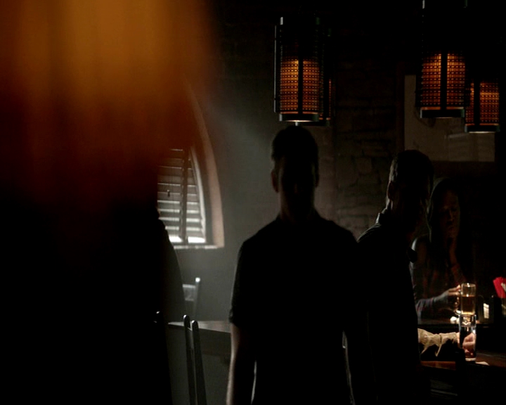 VampireDiaries-dot-nl_VampireDiaries-8x05ComingHomeWasAMistake-deletedscenes0065.jpg