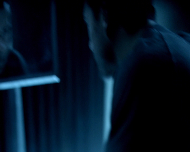 VampireDiaries-dot-nl_VampireDiaries-8x06DetouredOnSomeRandomBackwoodsPathToHell-deletedscenes0012.jpg