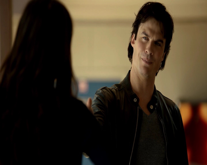 VampireDiaries-dot-nl_VampireDiaries-8x06DetouredOnSomeRandomBackwoodsPathToHell-deletedscenes0064.jpg