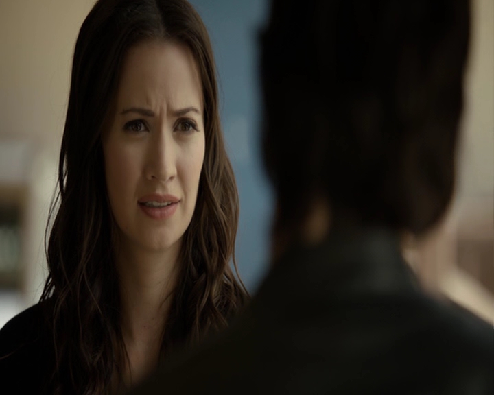 VampireDiaries-dot-nl_VampireDiaries-8x06DetouredOnSomeRandomBackwoodsPathToHell-deletedscenes0068.jpg