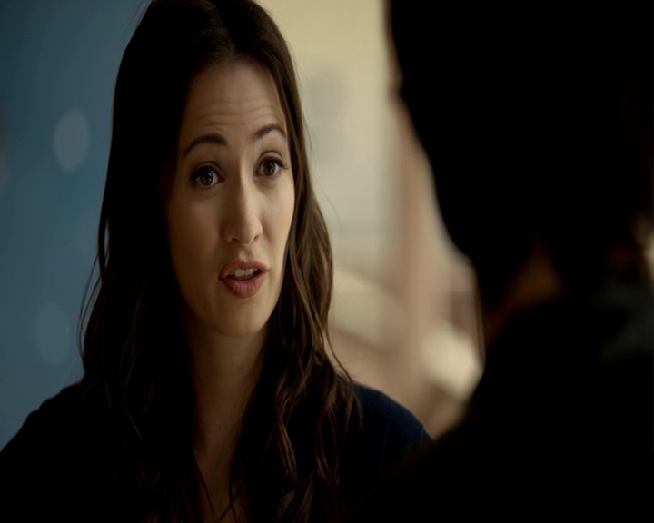 VampireDiaries-dot-nl_VampireDiaries-8x06DetouredOnSomeRandomBackwoodsPathToHell-deletedscenes0077.jpg