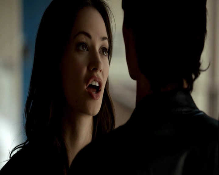 VampireDiaries-dot-nl_VampireDiaries-8x06DetouredOnSomeRandomBackwoodsPathToHell-deletedscenes0105.jpg