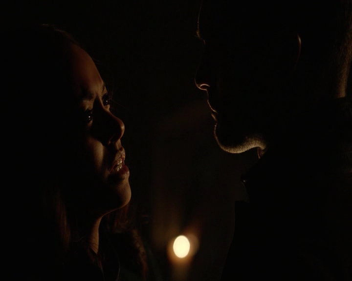 VampireDiaries-dot-nl_VampireDiaries-8x14ItsBeenAHellOfARide-deletedscenes0138.jpg