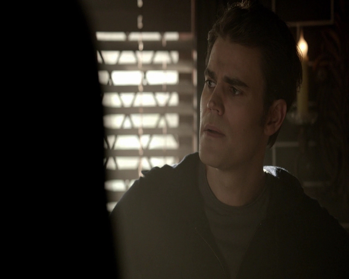 VampireDiaries-dot-nl_VampireDiaries-8x15WherePlanningAJuneWedding-deletedscenes0022.jpg