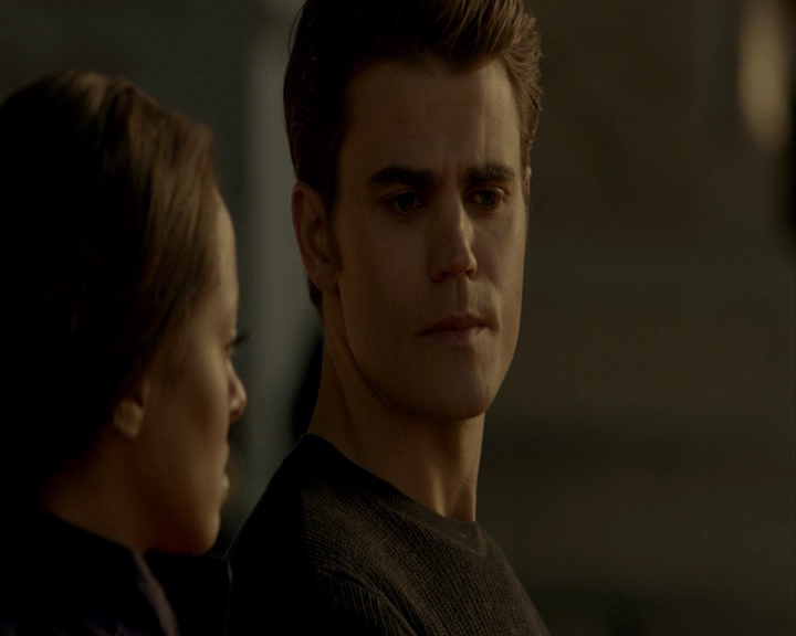 VampireDiaries-dot-nl_VampireDiaries-8x15WherePlanningAJuneWedding-deletedscenes0140.jpg