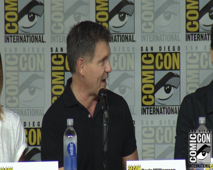 VampireDiaries-dot-nl_VampireDiaries-S8-2016Comic-ConPanel0097.jpg