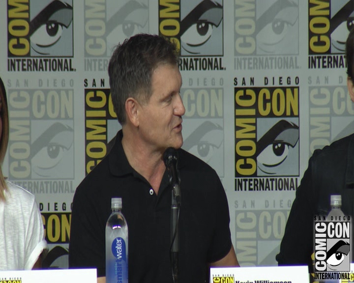 VampireDiaries-dot-nl_VampireDiaries-S8-2016Comic-ConPanel0102.jpg